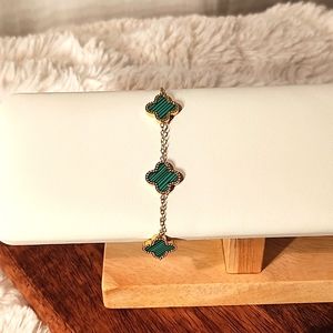 Green Clover 🍀  Fashion Bracelet